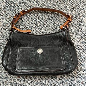 Vintage Coach Black Pebble Leather Shoulder Bag